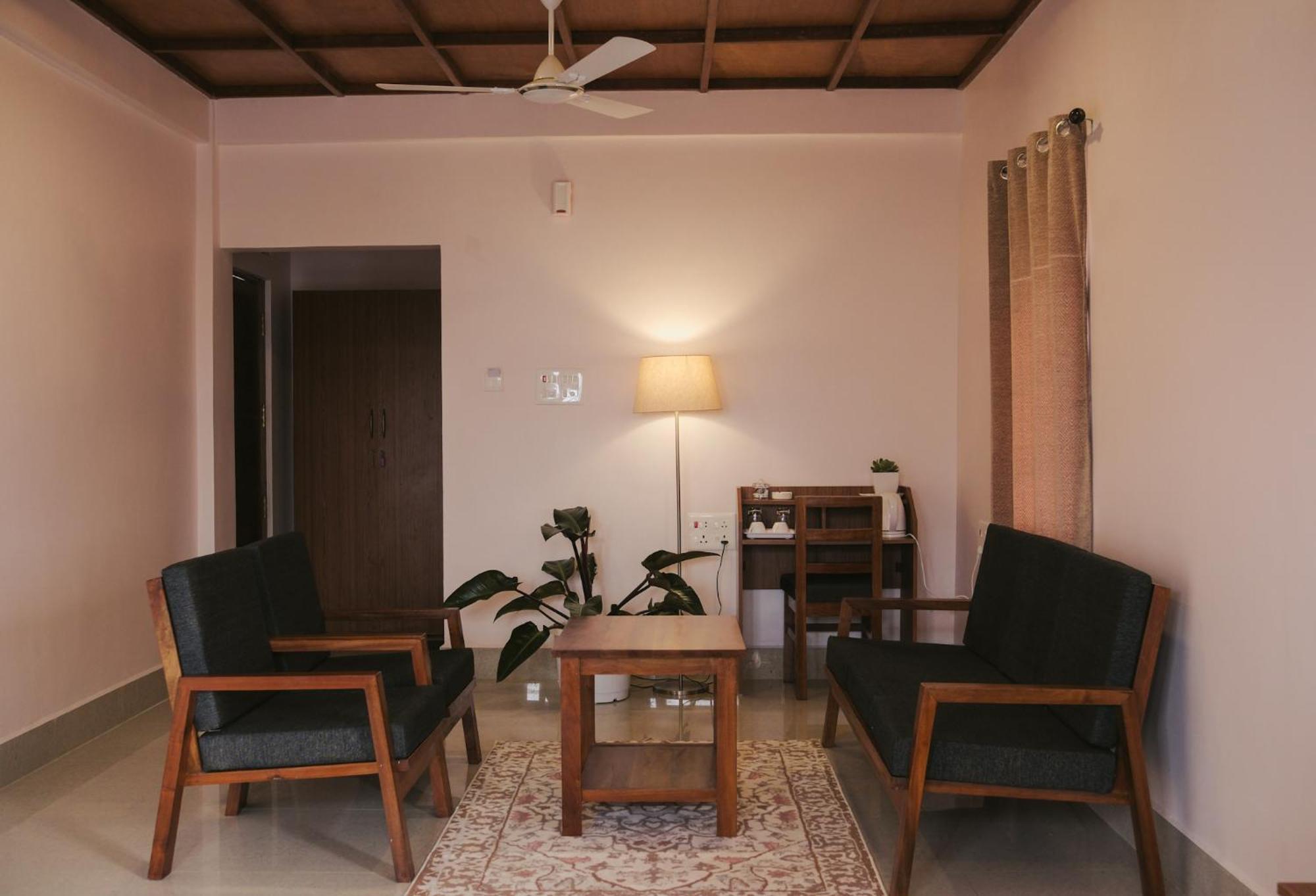 The Wolorim Manor Bed & Breakfast Ukhrul Exterior photo